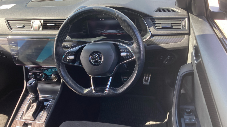 Skoda Superb 2.0 TDI CR Sport Line Plus 5dr DSG Diesel Hatchback